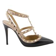 Valentino Garavani Svart och beige Rockstud pumps Black, Dam