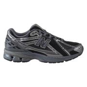 New Balance Retrostil Sneakers med Moderna Innovationer Black, Herr