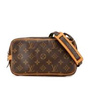 Louis Vuitton Vintage Pre-owned Canvas crossbodyvskor Brown, Dam