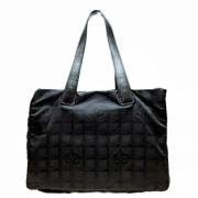 Chanel Vintage Pre-owned Nylon chanel-vskor Black, Dam