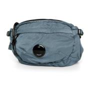 C.P. Company Nylon Crossbody Väska med Anti-Drop Behandling Blue, Herr