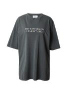 Oversize t-shirt 'Contentment'