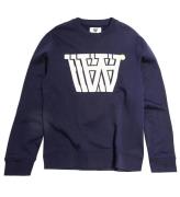 Wood Wood Sweatshirt - Tye Badge - MarinblÃ¥