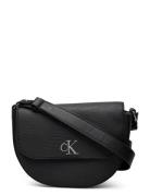 Minimal Monogram Saddle Bag22 T Black Calvin Klein