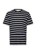 Akkikki Frotte Stripe Tee Navy Anerkjendt