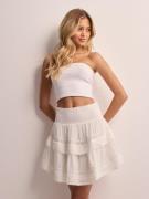 Neo Noir - Minikjolar - White - Kenia S Voile Skirt - Kjolar - miniski...