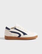 Nelly - Vit - Flat Sneaker