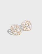 Nelly - Guld - Swirl Pearl Earrings