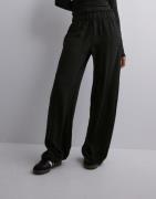 JDY - Svart - Jdydivya Life Hw Wide Pants Wvn Noo