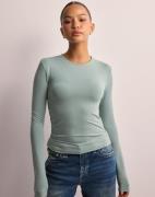 Calvin Klein Jeans - Grön - Modal Detail Ls Top