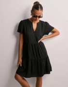 Only - Svart - Onlzally Life S/S Thea Dress Noos P