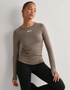 Aim'n - Beige - Soft Basic Long Sleeve