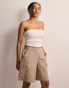 Vero Moda - Beige - Vmcharlotte Hw Pocket Shorts Wvn Ga