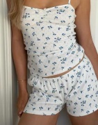 Nelly - Vit - Cute Print Shorts