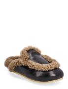 Sandals - Flat - Closed Toe - Op Slippers Tofflor Brown ANGULUS