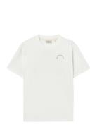 Sporting House Graphic Tee Tops T-shirts Short-sleeved White Pompeii