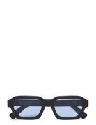 Caro Azure Accessories Sunglasses D-frame- Wayfarer Sunglasses Black R...