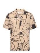 Regular-Fit Flowy Printed Shirt Tops Shirts Short-sleeved Beige Mango