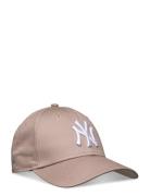 Nos League Ess 9Forty Neyyan Sport Headwear Caps Beige New Era