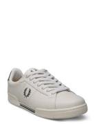 B722 Leather Låga Sneakers Cream Fred Perry