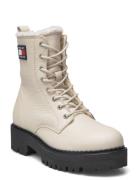 Tommy Hilfiger Tjw Urban Boot Tumbled Ltr Wl Vit